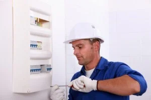 elektrotehnik profesionalen